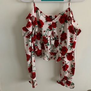 H&M Divided Red Rose Cropped Long Sleeve Blouse